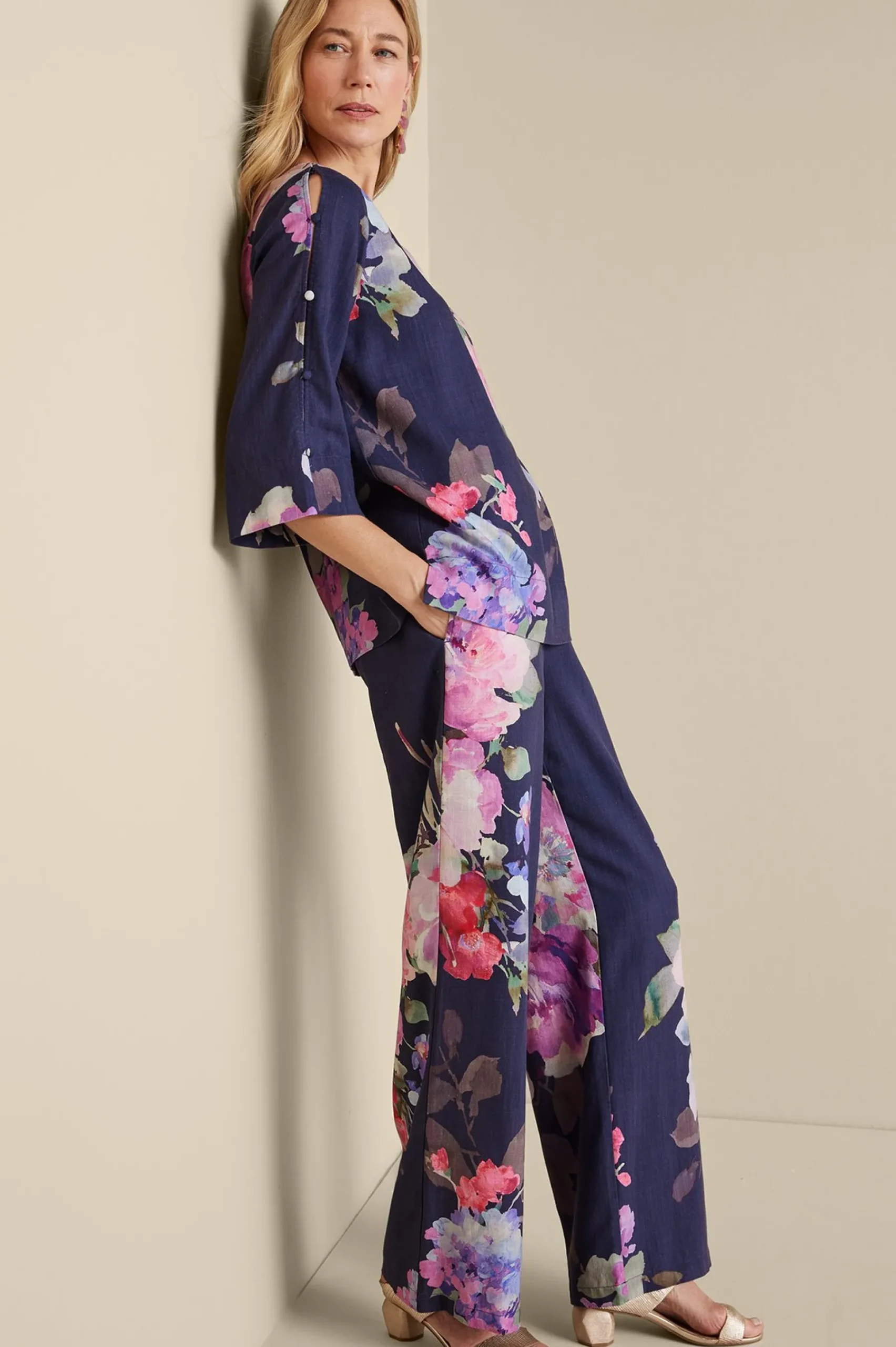 Feminine Flourish|Into The Blues-Soft Surroundings Lizette Wide-Leg Pant Marseille Floral Exploded