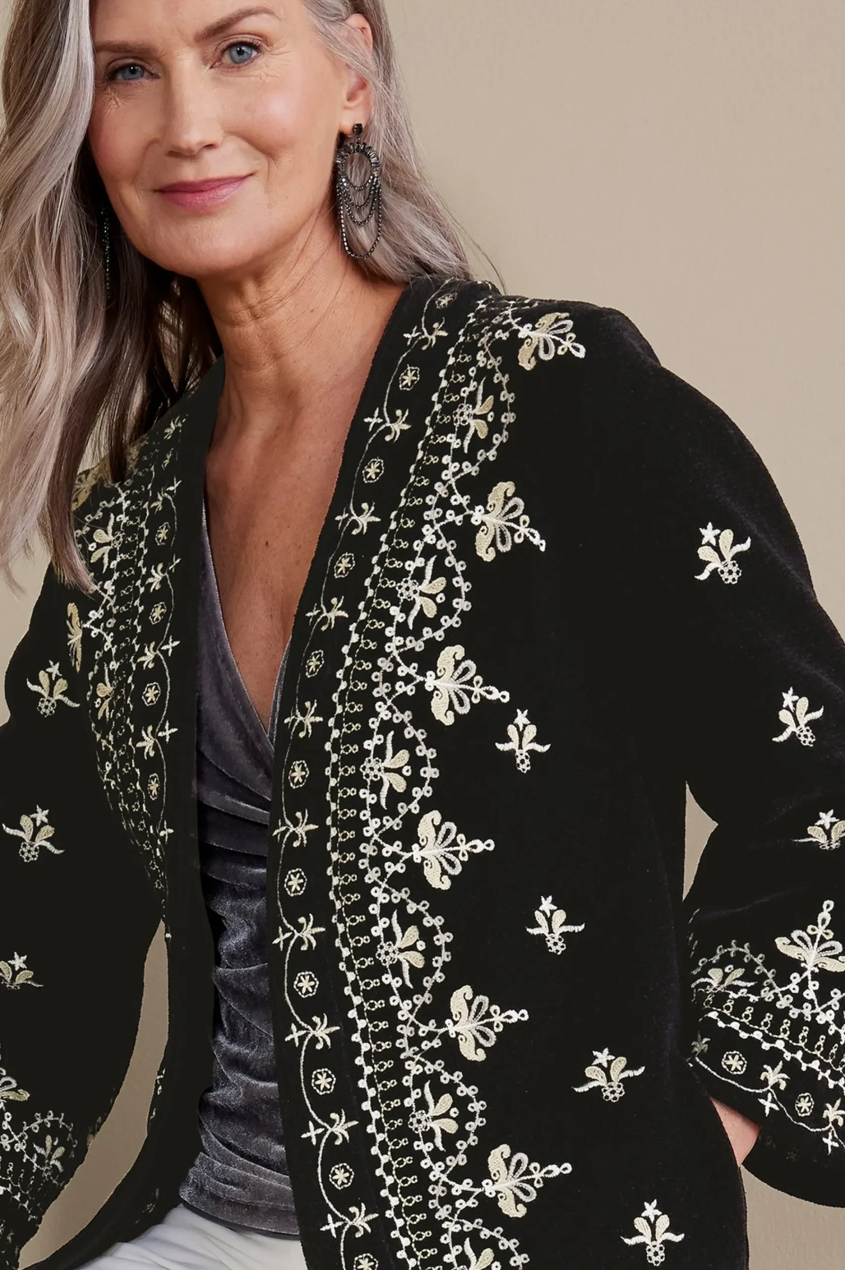 Feminine Flourish|EVelvet Styles-Soft Surroundings Tamaya Kimono Black